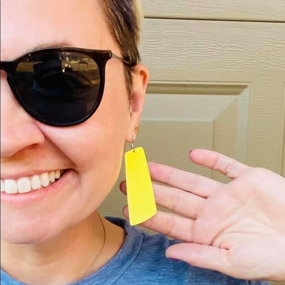 Nickel & Suede Lemon Burst Gems 🍋